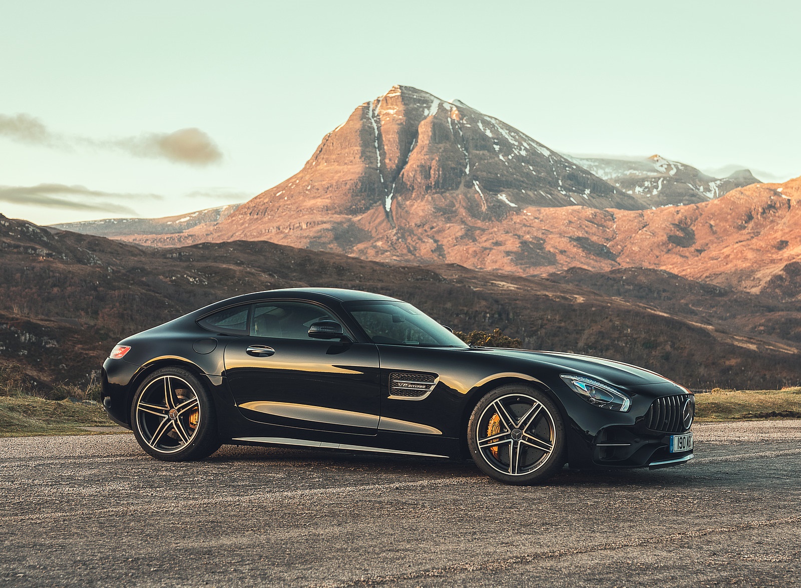 2019 Mercedes-AMG GT C Coupe Side Wallpapers #27 of 59