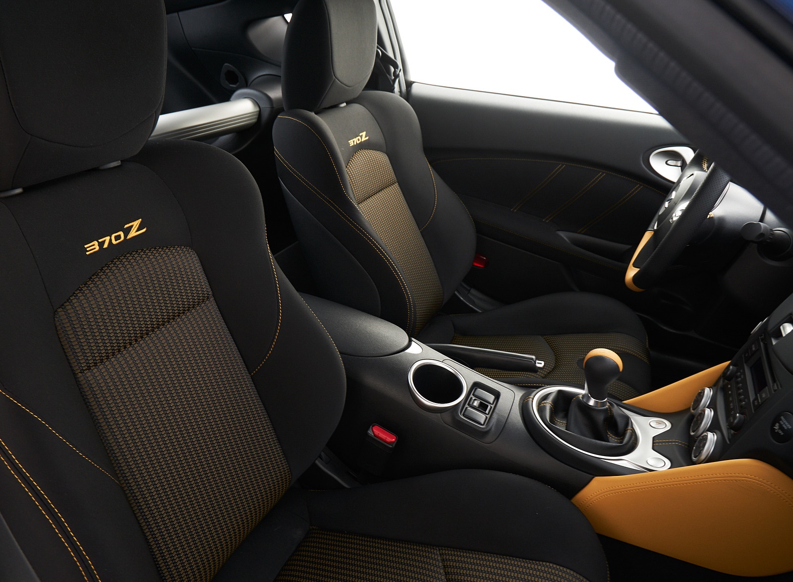 2019 Nissan 370Z Heritage Edition Interior Detail Wallpapers #44 of 48