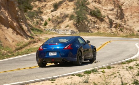2019 Nissan 370Z Heritage Edition Rear Three-Quarter Wallpapers 450x275 (18)