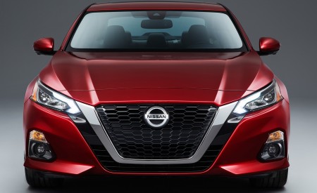 2019 Nissan Altima Front Wallpapers 450x275 (7)