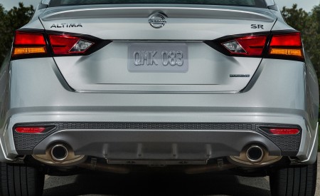 2019 Nissan Altima Rear Wallpapers 450x275 (28)