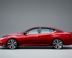 2019 Nissan Altima Side Wallpapers 150x120