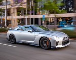 2019 Nissan GT-R Front Three-Quarter Wallpapers 150x120 (2)