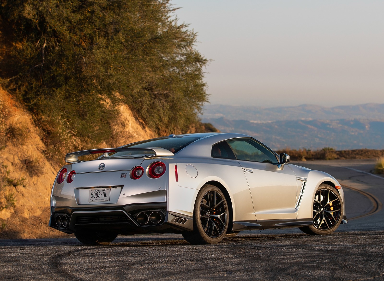 2019 Nissan GT-R Rear Three-Quarter Wallpapers (8)