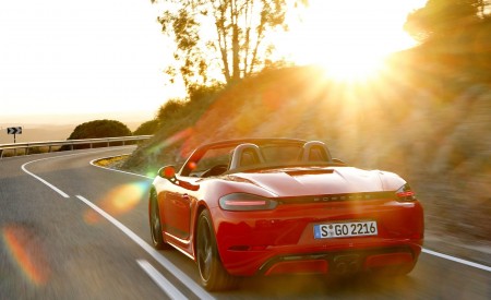 2019 Porsche 718 Boxster T (Color: Guards Red) Rear Wallpapers 450x275 (7)