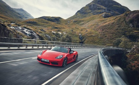 2019 Porsche 718 Boxster T Front Three-Quarter Wallpapers 450x275 (101)