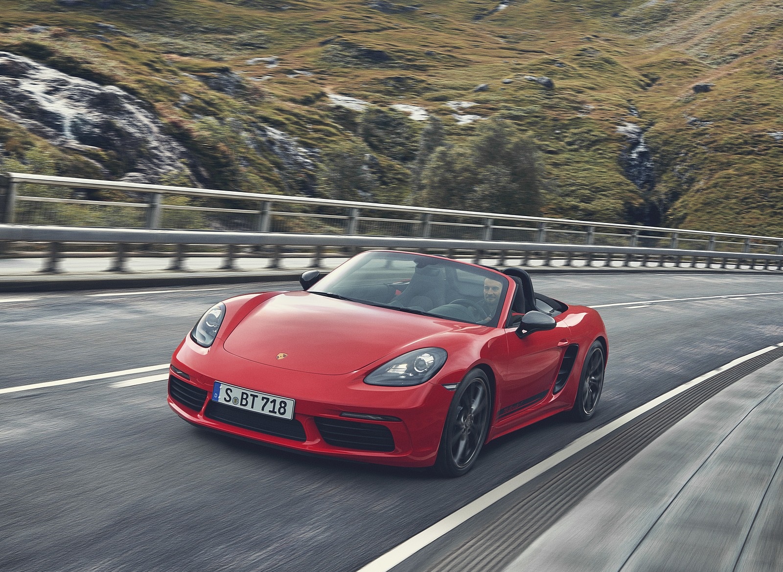 2019 Porsche 718 Boxster T Front Wallpapers #96 of 133