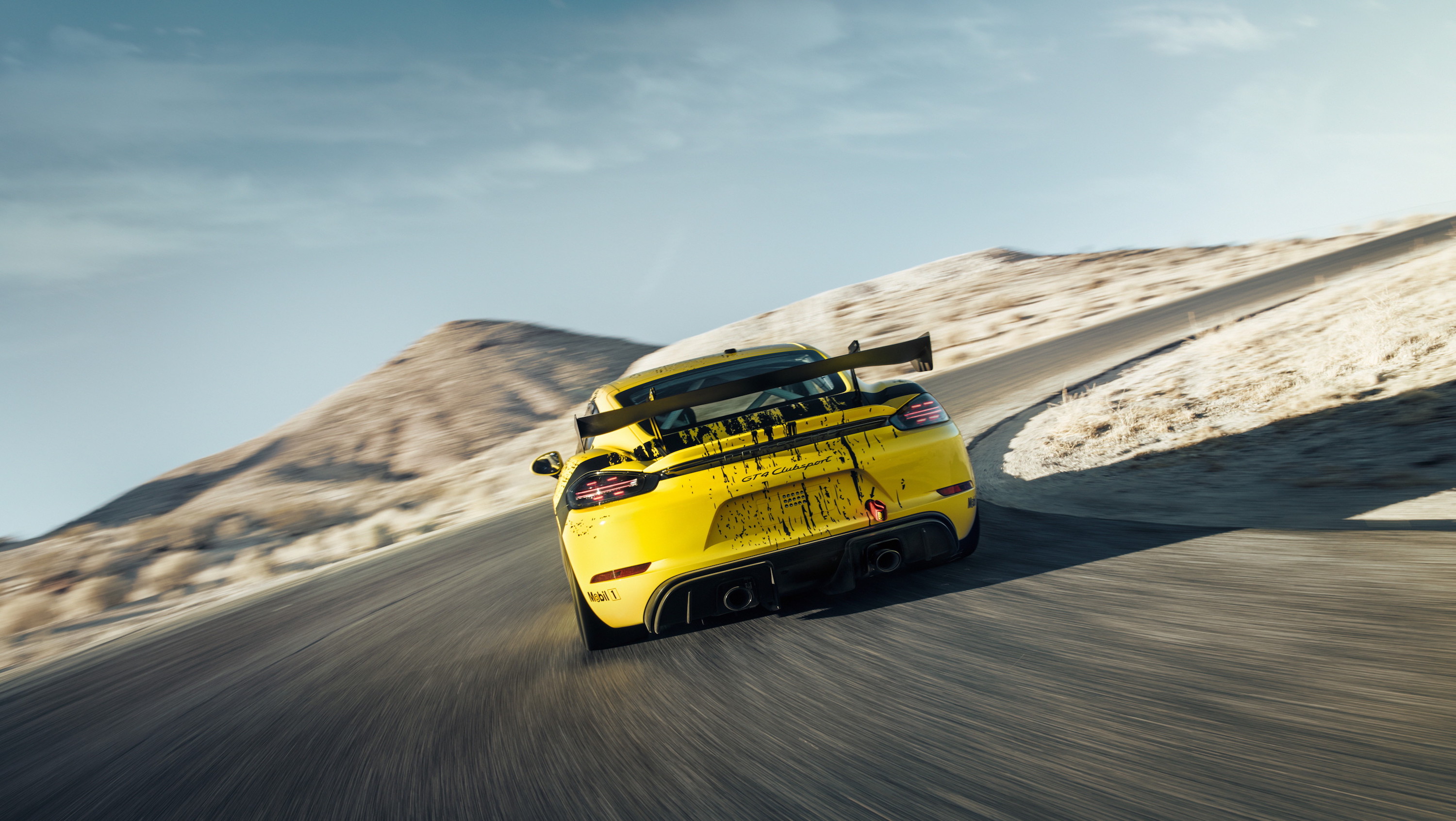 2019 Porsche 718 Cayman GT4 Clubsport Rear Wallpapers #8 of 28