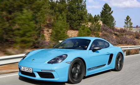 2019 Porsche 718 Cayman T (Color: Miami Blue) Front Three-Quarter Wallpapers 450x275 (74)