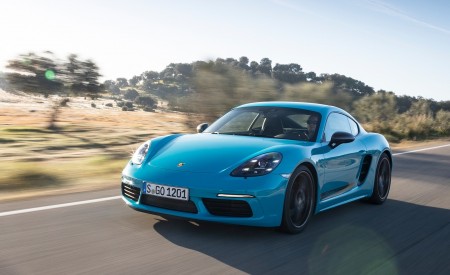 2019 Porsche 718 Cayman T (Color: Miami Blue) Front Three-Quarter Wallpapers 450x275 (76)