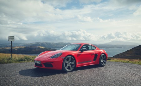 2019 Porsche 718 Cayman T Front Three-Quarter Wallpapers 450x275 (99)