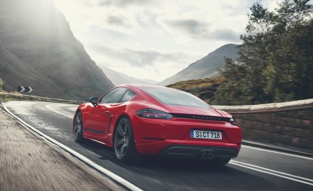 2019 Porsche 718 Cayman T Rear Three-Quarter Wallpapers 450x275 (111)