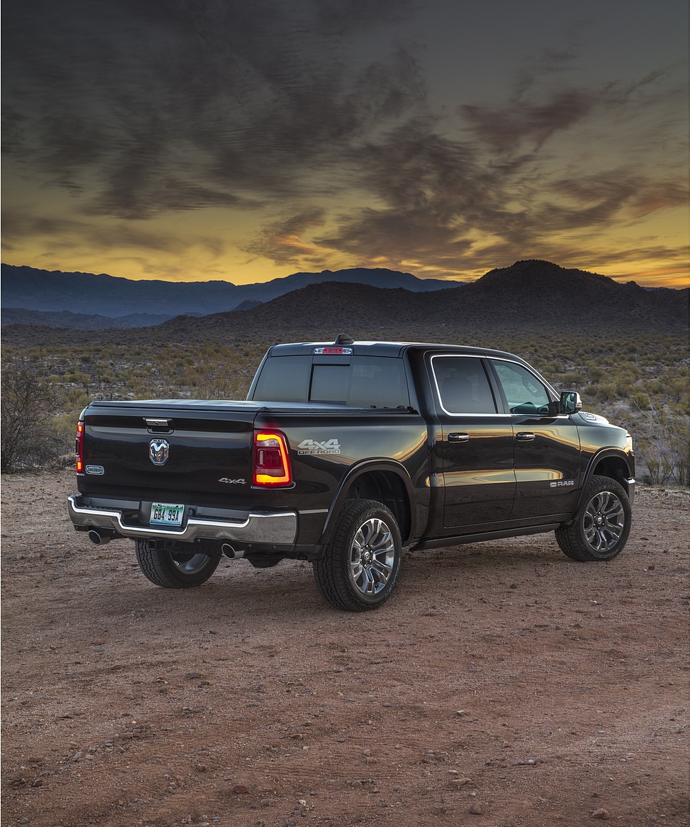 2019 Ram 1500 Laramie Longhorn Edition Rear Three-Quarter Wallpapers #5 of 29