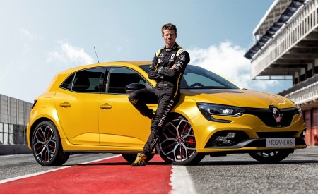 2019 Renault Megane R.S. Trophy Front Three-Quarter Wallpapers 450x275 (7)