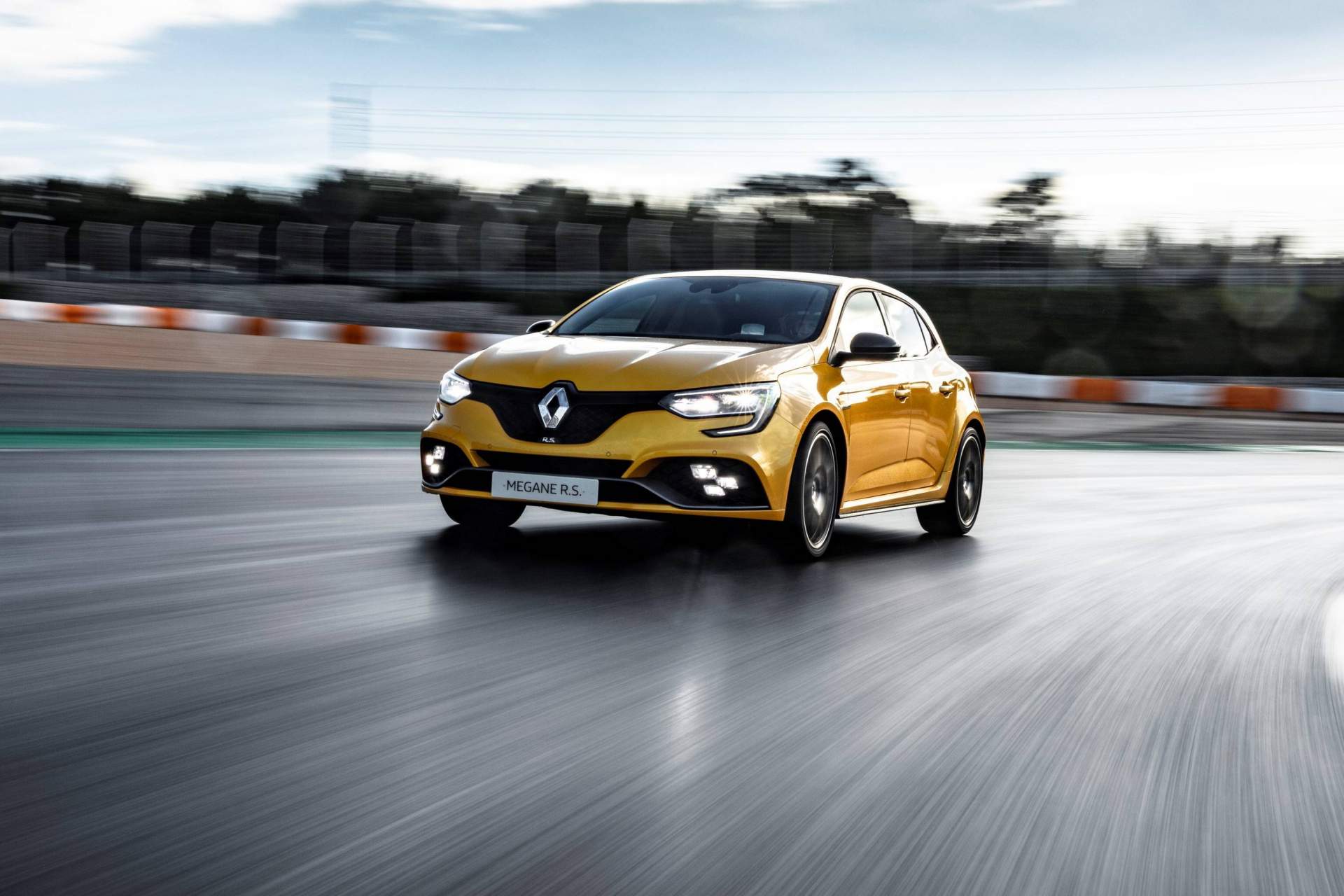 2019 Renault Megane R.S. Trophy Front Wallpapers #24 of 49