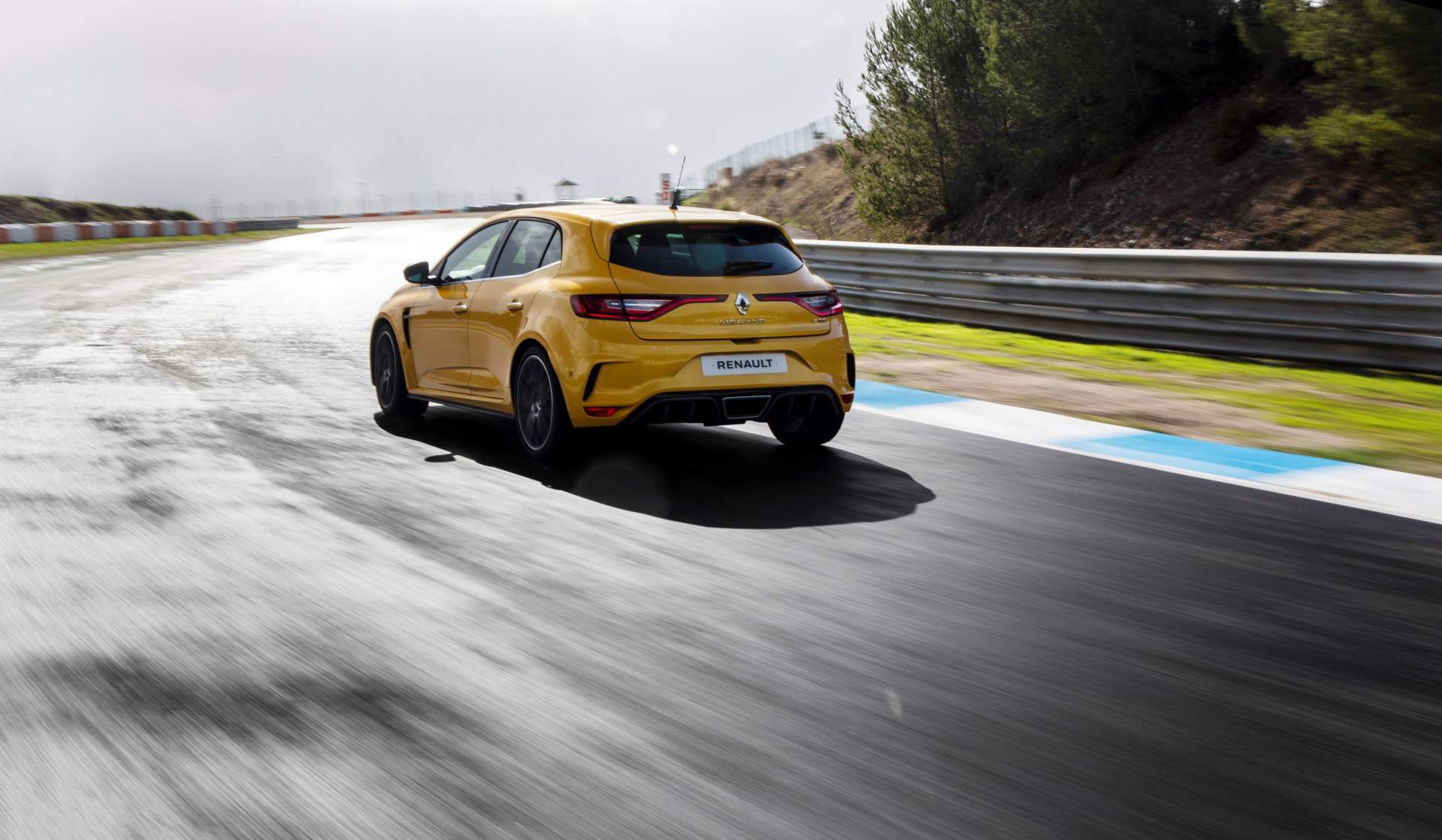 2019 Renault Megane R.S. Trophy Rear Three-Quarter Wallpapers #35 of 49