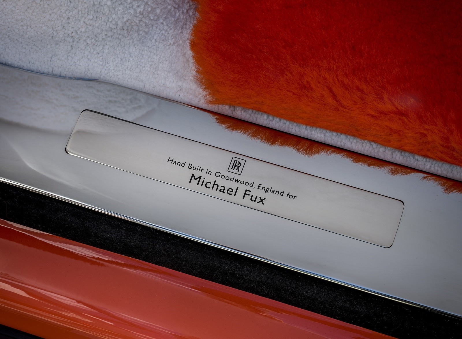2019 Rolls-Royce Cullinan (Color: Fux Orange) Door Sill Wallpapers #50 of 122