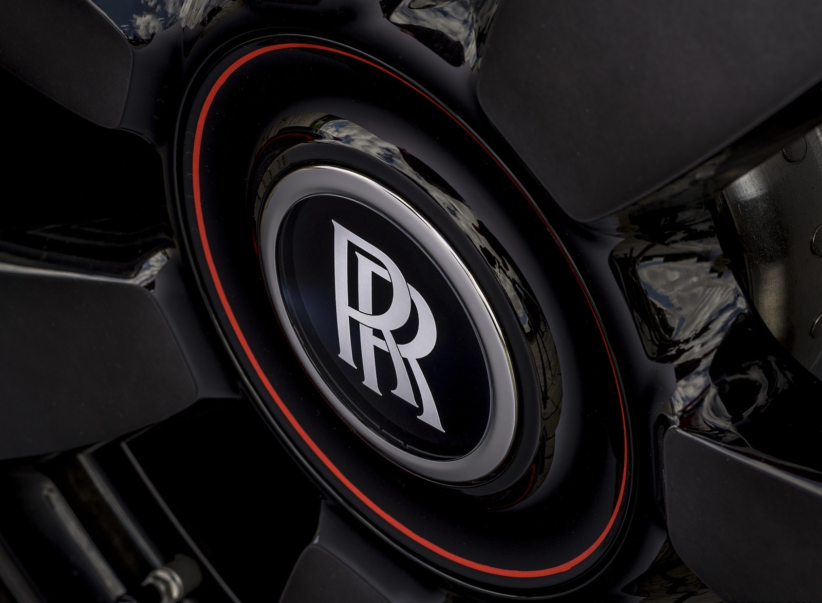 2019 Rolls-Royce Cullinan (Color: Fux Orange) Wheel Wallpapers #39 of 122