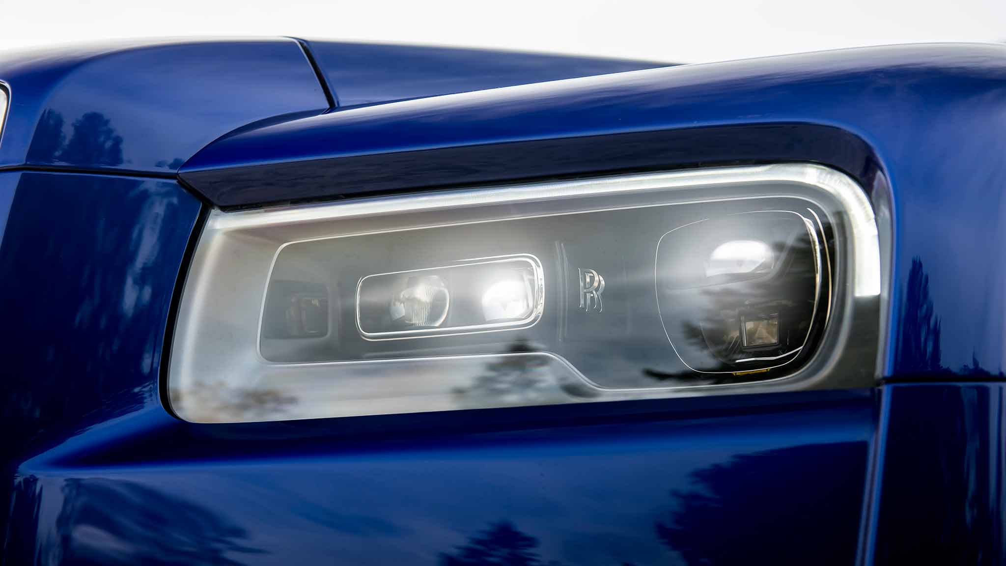 2019 Rolls-Royce Cullinan (Color: Salamanca Blue) Headlight Wallpapers #18 of 122