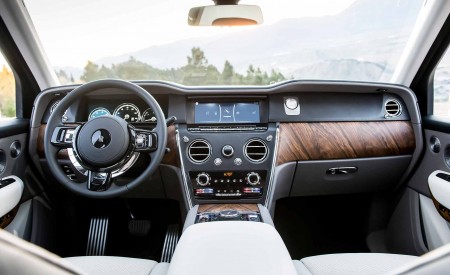 2019 Rolls-Royce Cullinan (Color: White Sands) Interior Wallpapers 450x275 (81)