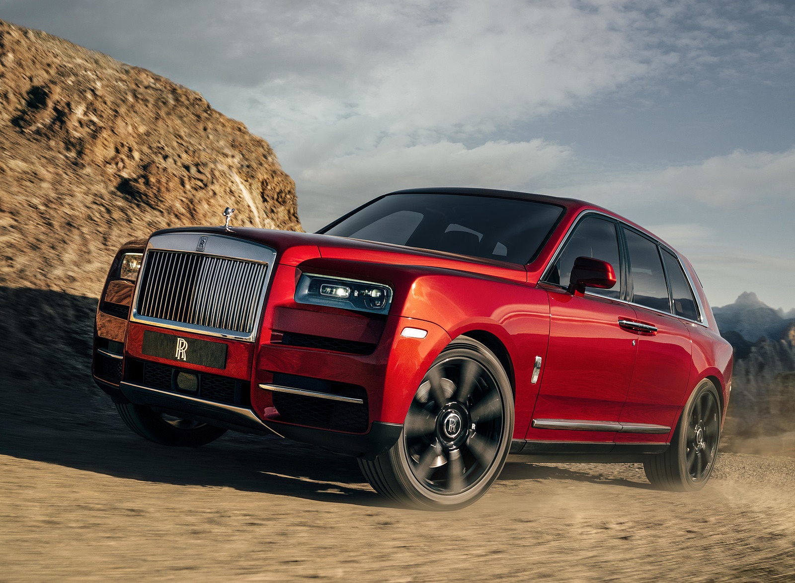 2019 Rolls-Royce Cullinan Front Three-Quarter Wallpapers #89 of 122