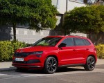 2019 Skoda Karoq Sportline Front Three-Quarter Wallpapers 150x120 (13)