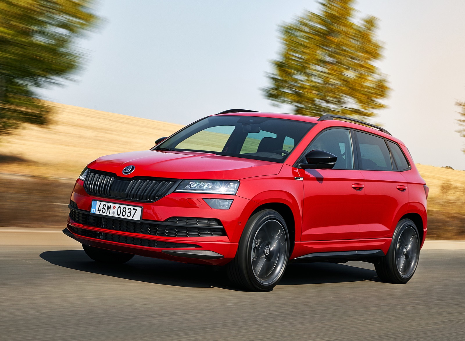 2019 Skoda Karoq Sportline Front Three-Quarter Wallpapers (3)