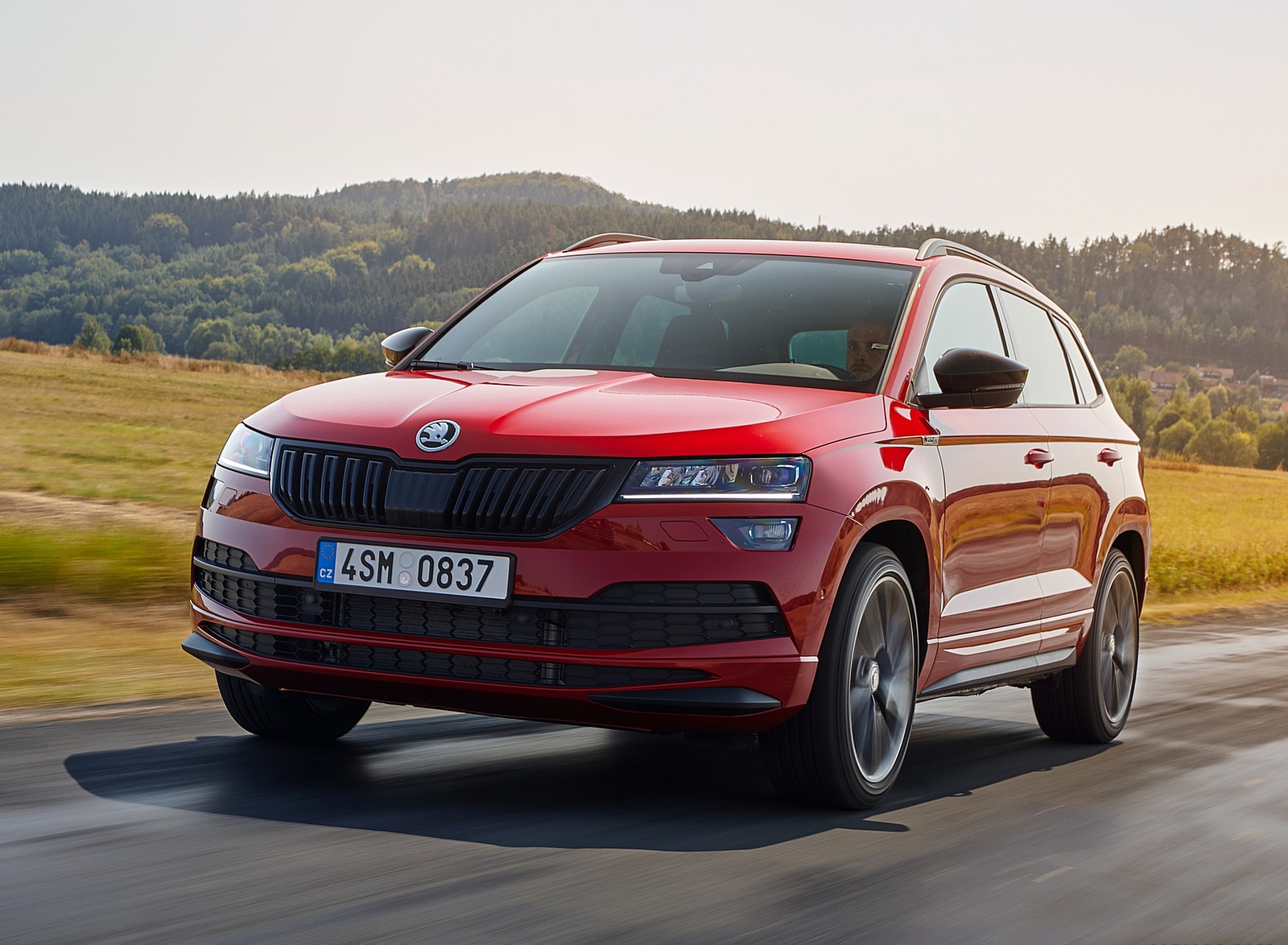 2019 Skoda Karoq Sportline Front Wallpapers #11 of 31