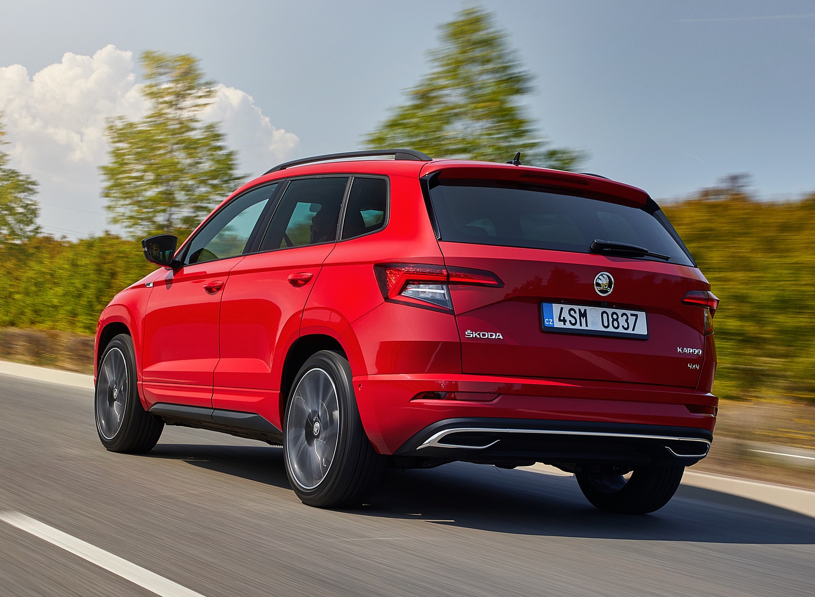 2019 Skoda Karoq Sportline Rear Three-Quarter Wallpapers #12 of 31