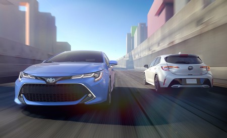 2019 Toyota Corolla Hatchback Front Wallpapers 450x275 (1)