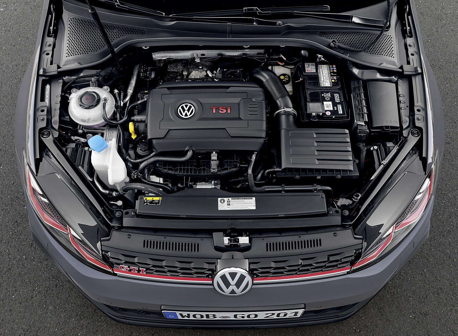 2019 Volkswagen Golf GTI TCR Engine Wallpapers #43 of 75
