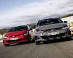 2019 Volkswagen Golf GTI TCR Front Three-Quarter Wallpapers 150x120 (1)
