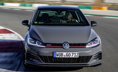 2019 Volkswagen Golf GTI TCR Front Wallpapers 450x275 (16)