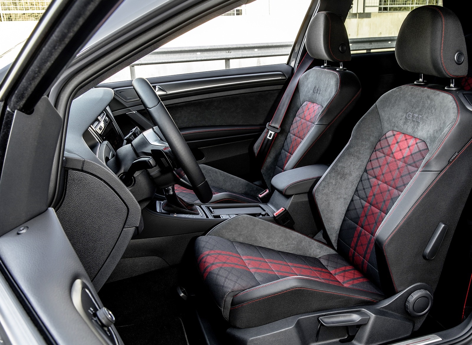 2019 Volkswagen Golf GTI TCR Interior Seats Wallpapers #39 of 75