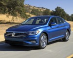 2019 Volkswagen Jetta Front Three-Quarter Wallpapers 150x120 (20)