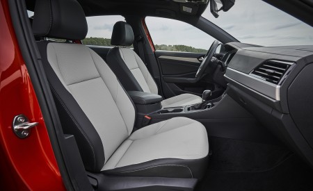 2019 Volkswagen Jetta R-Line Interior Front Seats Wallpapers 450x275 (13)