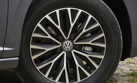 2019 Volkswagen Jetta SEL Wheel Wallpapers 450x275 (44)