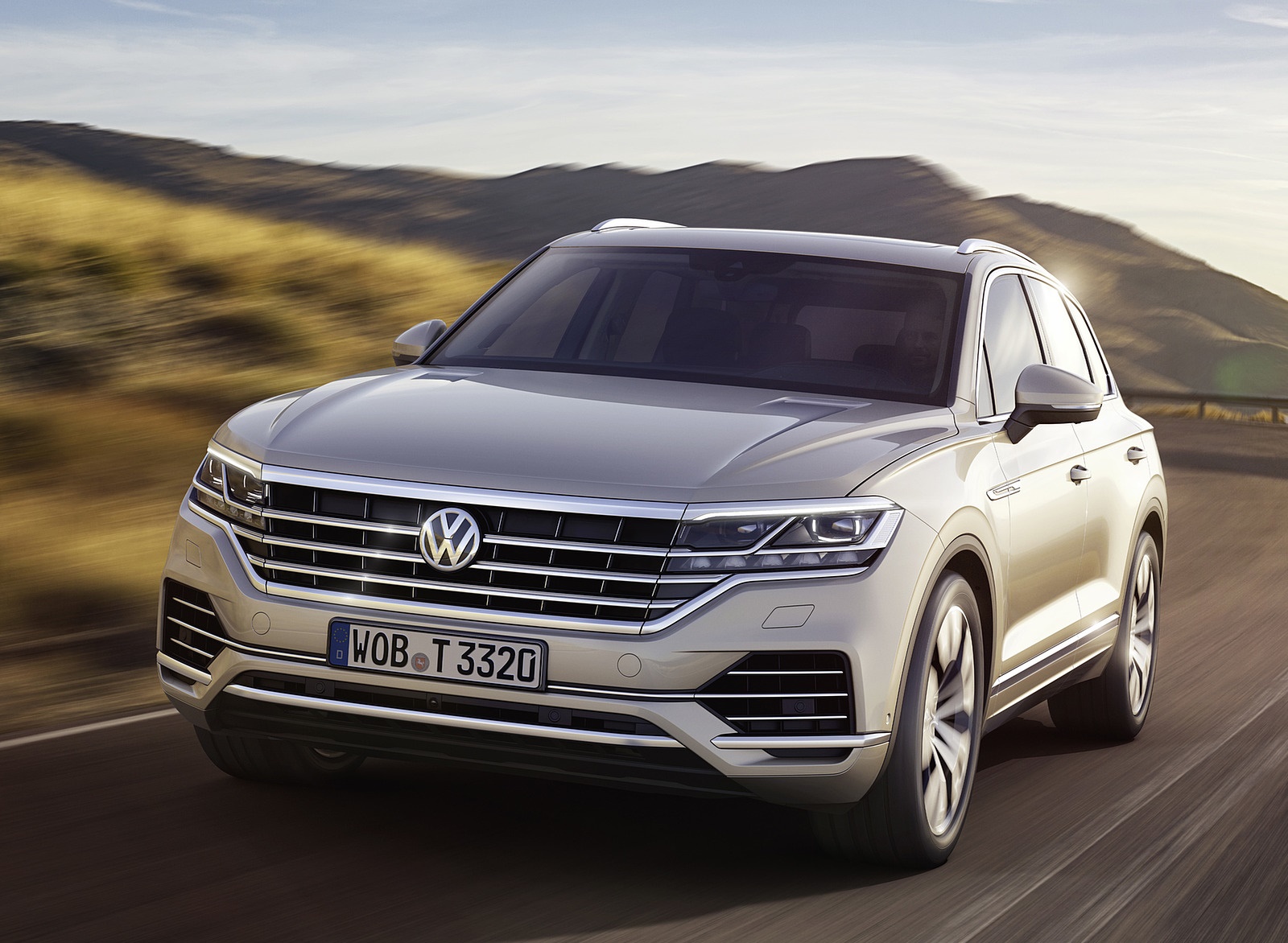 2019 Volkswagen Touareg Front Three-Quarter Wallpapers #20 of 96
