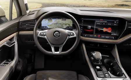 2019 Volkswagen Touareg Interior Cockpit Wallpapers 450x275 (29)