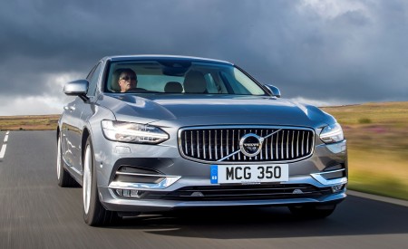 2019 Volvo S90 D4 Front Wallpapers 450x275 (24)