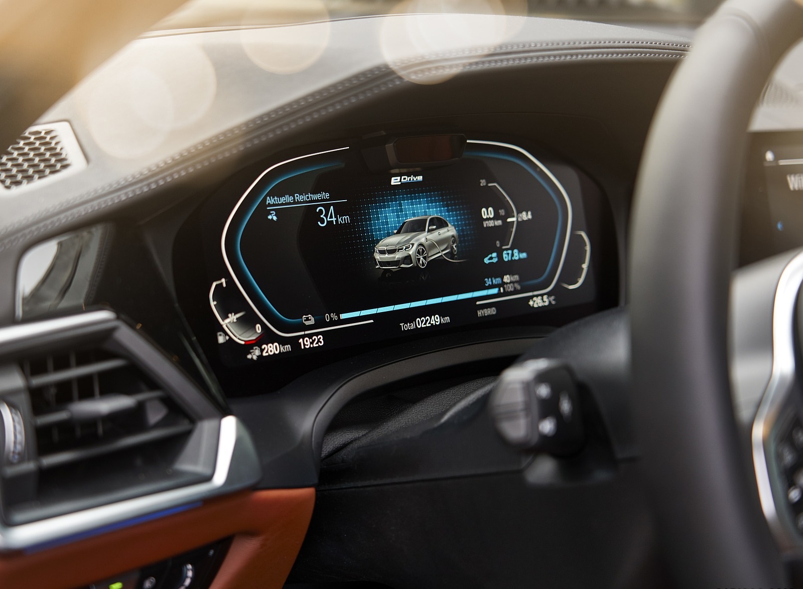 2020 BMW 330e Plug-in Hybrid Digital Instrument Cluster Wallpapers #82 of 96