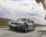 2020 BMW 330e Plug-in Hybrid Front Three-Quarter Wallpapers 150x120