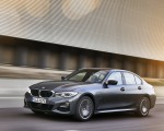 2020 BMW 330e Plug-in Hybrid Front Three-Quarter Wallpapers 150x120