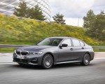 2020 BMW 330e Plug-in Hybrid Front Three-Quarter Wallpapers 150x120