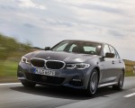 2020 BMW 330e Plug-in Hybrid Front Three-Quarter Wallpapers 150x120