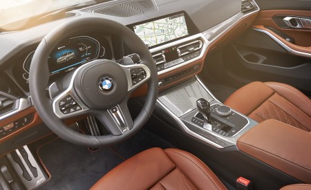 2020 BMW 330e Plug-in Hybrid Interior Wallpapers 450x275 (76)