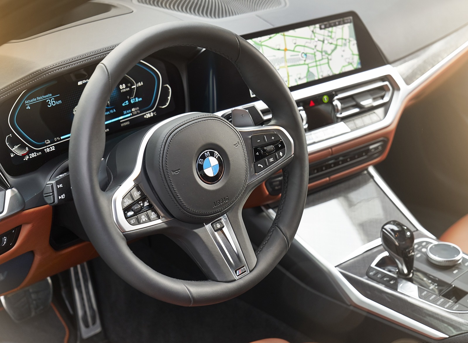 2020 BMW 330e Plug-in Hybrid Interior Wallpapers #75 of 96