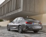 2020 BMW 330e Plug-in Hybrid Rear Three-Quarter Wallpapers 150x120 (53)