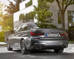 2020 BMW 330e Plug-in Hybrid Rear Three-Quarter Wallpapers 150x120