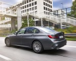 2020 BMW 330e Plug-in Hybrid Rear Three-Quarter Wallpapers 150x120 (26)